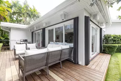 6915 Barquera St #0, Coral Gables, FL 33146 - Photo 11