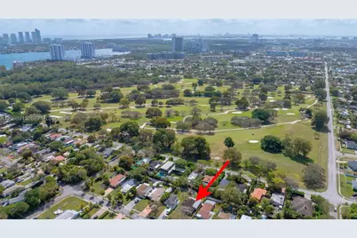 2048 NE 180th St, North Miami Beach, FL 33162 - Photo 27