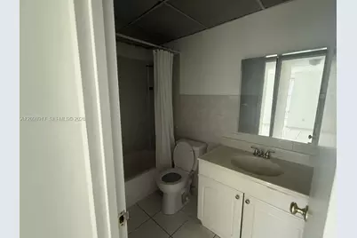 17560 Atlantic Blvd #405, Sunny Isles Beach, FL 33160 - Photo 5
