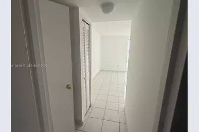 17560 Atlantic Blvd #405, Sunny Isles Beach, FL 33160 - Photo 3