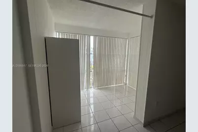 17560 Atlantic Blvd #405, Sunny Isles Beach, FL 33160 - Photo 9
