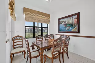 11646 SW 13th Ln, Pembroke Pines, FL 33025 - Photo 17