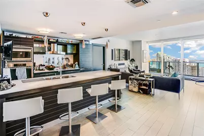 200 Biscayne Boulevard Way #4307, Miami, FL 33131 - Photo 7
