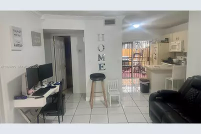 7808 W 29th Ln #102-27, Hialeah, FL 33018 - Photo 7