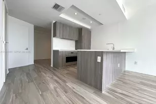 801 S Miami Ave, Miami, FL 33130 - Photo 17
