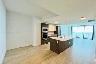 460 NE 28th St, Miami, FL 33137 - Photo 3
