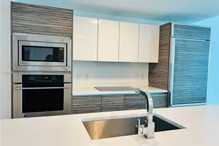 460 NE 28th St, Miami, FL 33137 - Photo 9