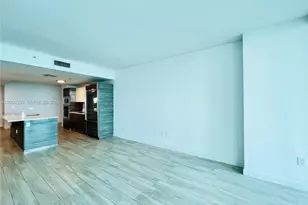 460 NE 28th St, Miami, FL 33137 - Photo 13