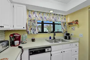 13513 Indian River Dr Dr S, Jensen Beach, FL 34957 - Photo 31