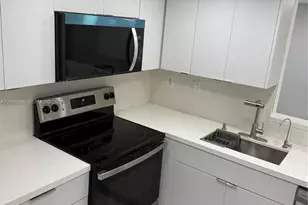 9937 Nob Hill Pl, Sunrise, FL 33351 - Photo 19