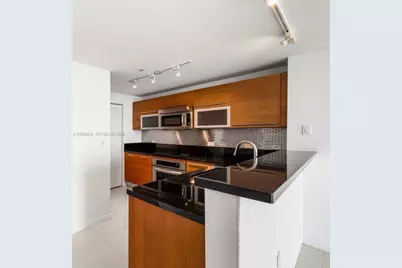 253 NE 2nd St #2405, Miami, FL 33132 - Photo 7