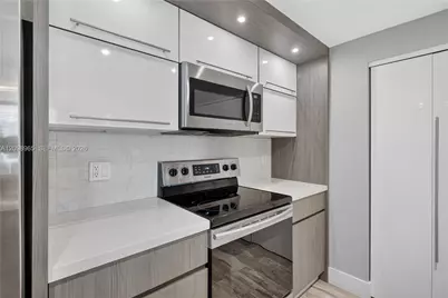 1250 S Miami Ave #1904, Miami, FL 33130 - Photo 13
