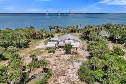 7805 S Indian River Dr Drive, Fort Pierce, FL 34982 - Photo 15
