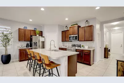 27664 SW 133rd Path, Homestead, FL 33032 - Photo 5