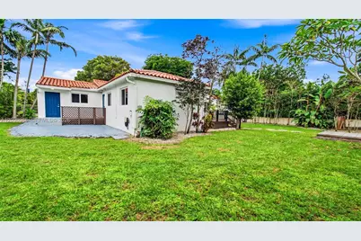 10690 NE 11th Ct #10690, Miami Shores, FL 33138 - Photo 43