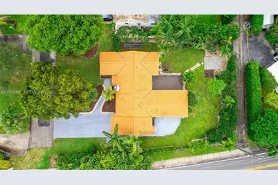 10690 NE 11th Ct #10690, Miami Shores, FL 33138 - Photo 53