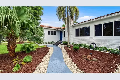 10690 NE 11th Ct #10690, Miami Shores, FL 33138 - Photo 5