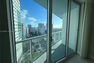 185 SW 7th St, Miami, FL 33130 - Photo 9