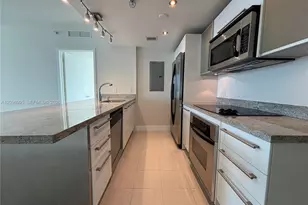 185 SW 7th St, Miami, FL 33130 - Photo 7