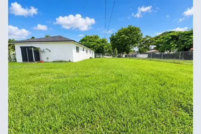 13601 Harrison St, Miami, FL 33176 - Photo 13