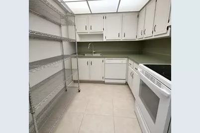 201 180th Dr #202, Sunny Isles Beach, FL 33160 - Photo 7