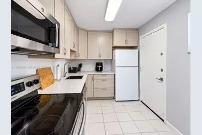 1750 James Ave #7L, Miami Beach, FL 33139 - Photo 7