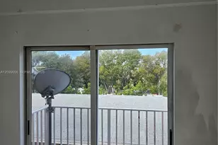1638 SW 3rd St, Miami, FL 33135 - Photo 9