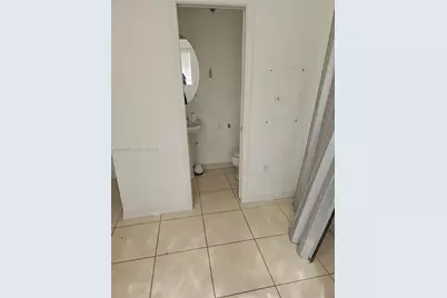 1638 SW 3rd St #302, Miami, FL 33135 - Photo 3