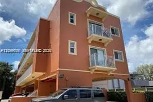 1638 SW 3rd St, Miami, FL 33135 - Photo 1