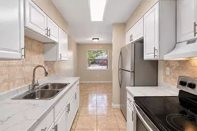 935 SW 16th St #2, Fort Lauderdale, FL 33315 - Photo 7