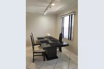 2050 Newcastle C #2050 C, Boca Raton, FL 33434 - Photo 3