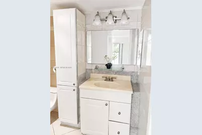 2050 Newcastle C #2050 C, Boca Raton, FL 33434 - Photo 7