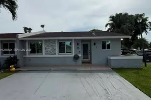 5641 SW 139th Pl, Miami, FL 33183 - Photo 1