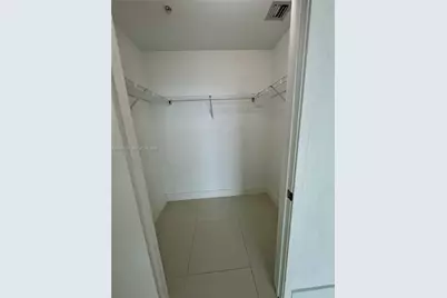 1111 SW 1st Ave #3714, Miami, FL 33130 - Photo 9