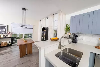 11101 NW 83rd St #201, Doral, FL 33178 - Photo 5