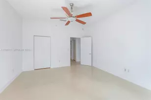 1331 Brickell Bay Dr, Miami, FL 33131 - Photo 3