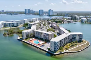 2949 Point E Dr, Aventura, FL 33160 - Photo 5
