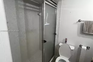 200 Berkley Rd, Hollywood, FL 33024 - Photo 39