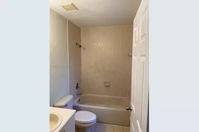 1519 SE 24th Ct #238, Homestead, FL 33035 - Photo 11