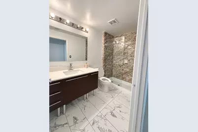 1900 N Bayshore Dr #4203, Miami, FL 33132 - Photo 11