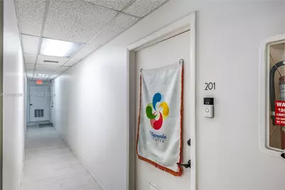 1385 SW 22nd St #201, Miami, FL 33145 - Photo 15