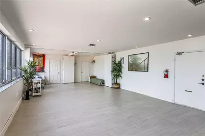 1385 SW 22nd St #201, Miami, FL 33145 - Photo 11