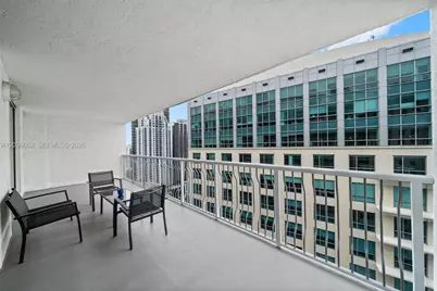 1200 Brickell Bay Dr #3908, Miami, FL 33131 - Photo 27
