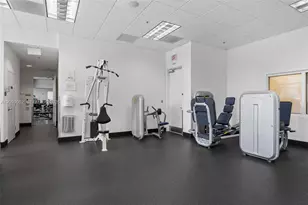 1200 Brickell Bay Dr, Miami, FL 33131 - Photo 33