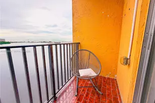 4705 NW 7th St, Miami, FL 33126 - Photo 21