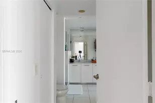 500 Brickell Ave, Miami, FL 33131 - Photo 19