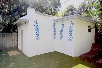 120 NE 44th St, Miami, FL 33137 - Photo 27