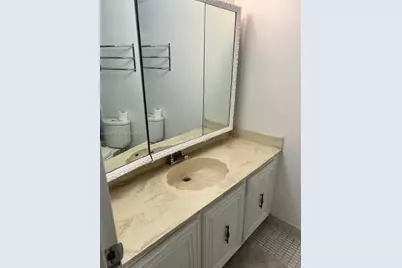 2000 Atlantic Shores Blvd #504, Hallandale Beach, FL 33009 - Photo 13