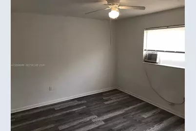 15940 NE 19th Pl #2, North Miami Beach, FL 33162 - Photo 9