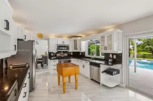5821 Hawkes Bluff Ave, Davie, FL 33331 - Photo 19